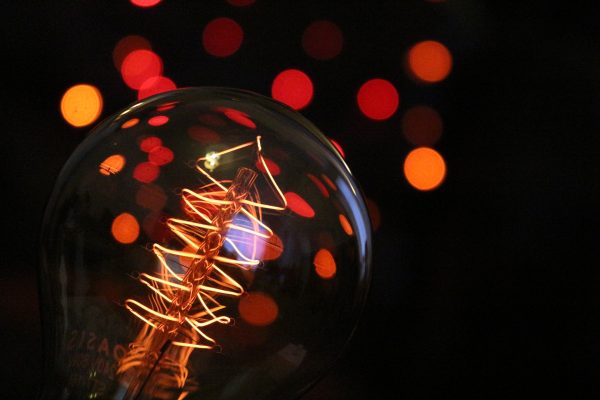 bulb 2136224 1920