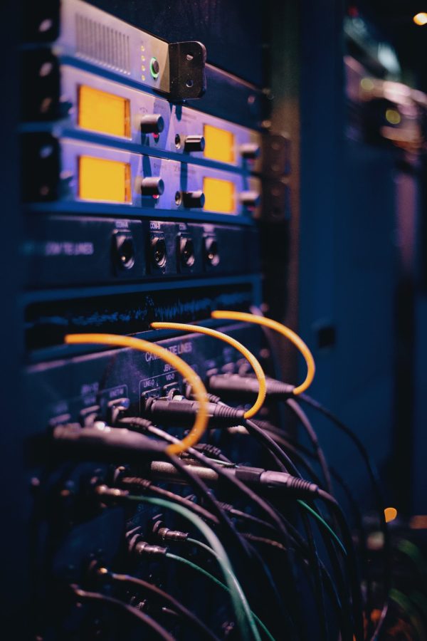 business computer connection 1054397 scaled