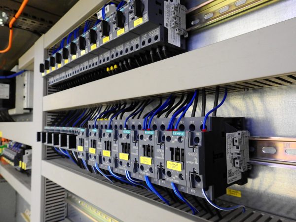 control cabinet 2147370 1920