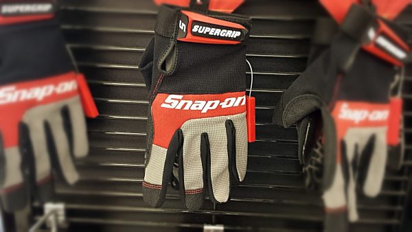 gloves wheel 686483 1920