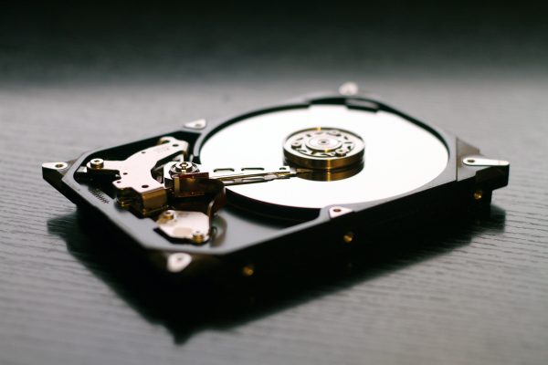 hard drive 607461 1920